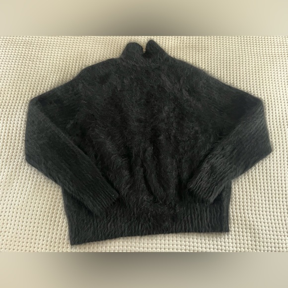 Vintage Venesha || Black 80% Angora Fuzzy Ribbed Jacket - Picture 4 of 7